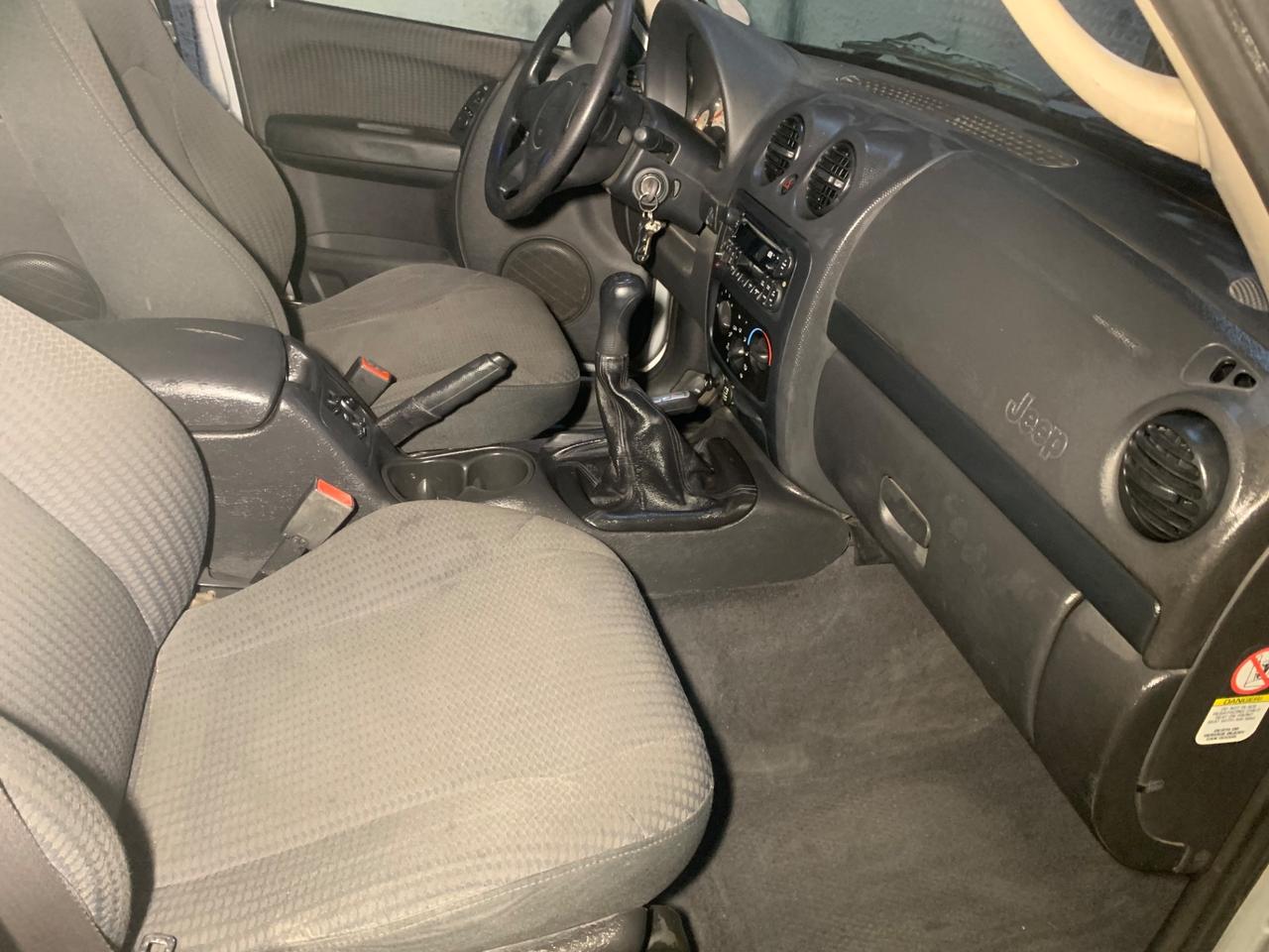 Jeep Cherokee 2.5 CRD Sport