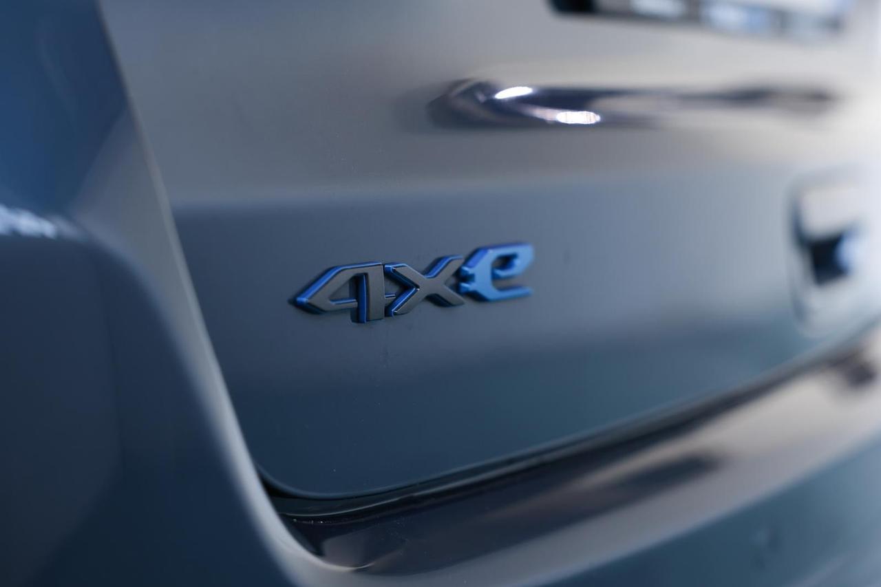 Jeep Compass 1.3 Turbo T4 240 CV PHEV AT6 4xe S