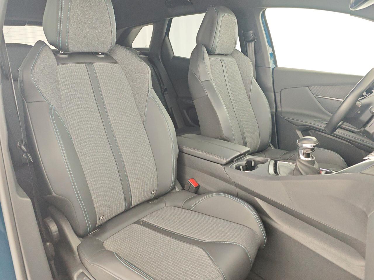 Peugeot 3008 PureTech Turbo 130 S&S Allure Pack