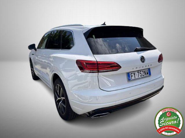 VOLKSWAGEN Touareg 3.0 V6 TDI 286 CV SCR Advanced R Line