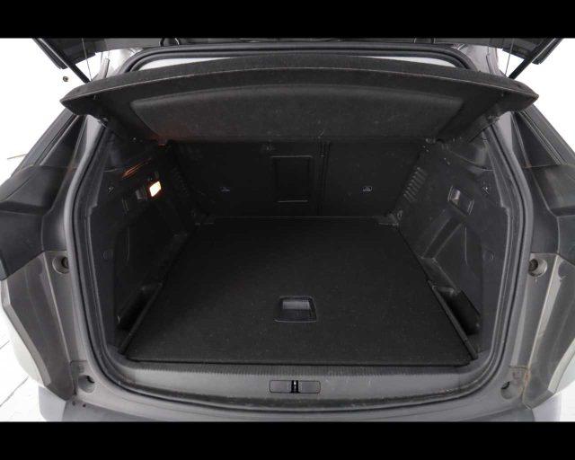 PEUGEOT 3008 BlueHDi 130 S&S Active