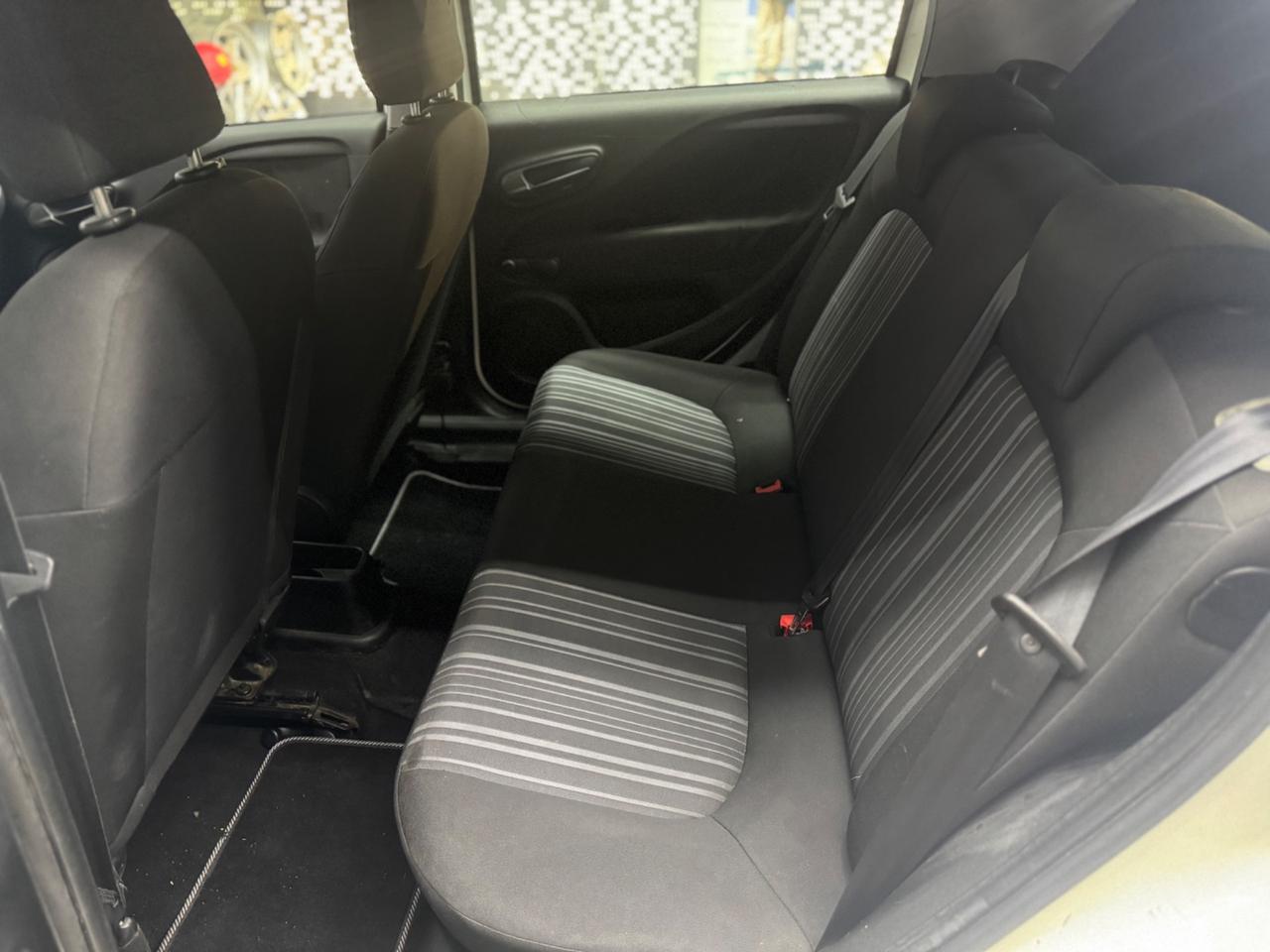Fiat Punto Evo 1.4 Benzina GPL 5porte ADATTA NEOPATENTATI