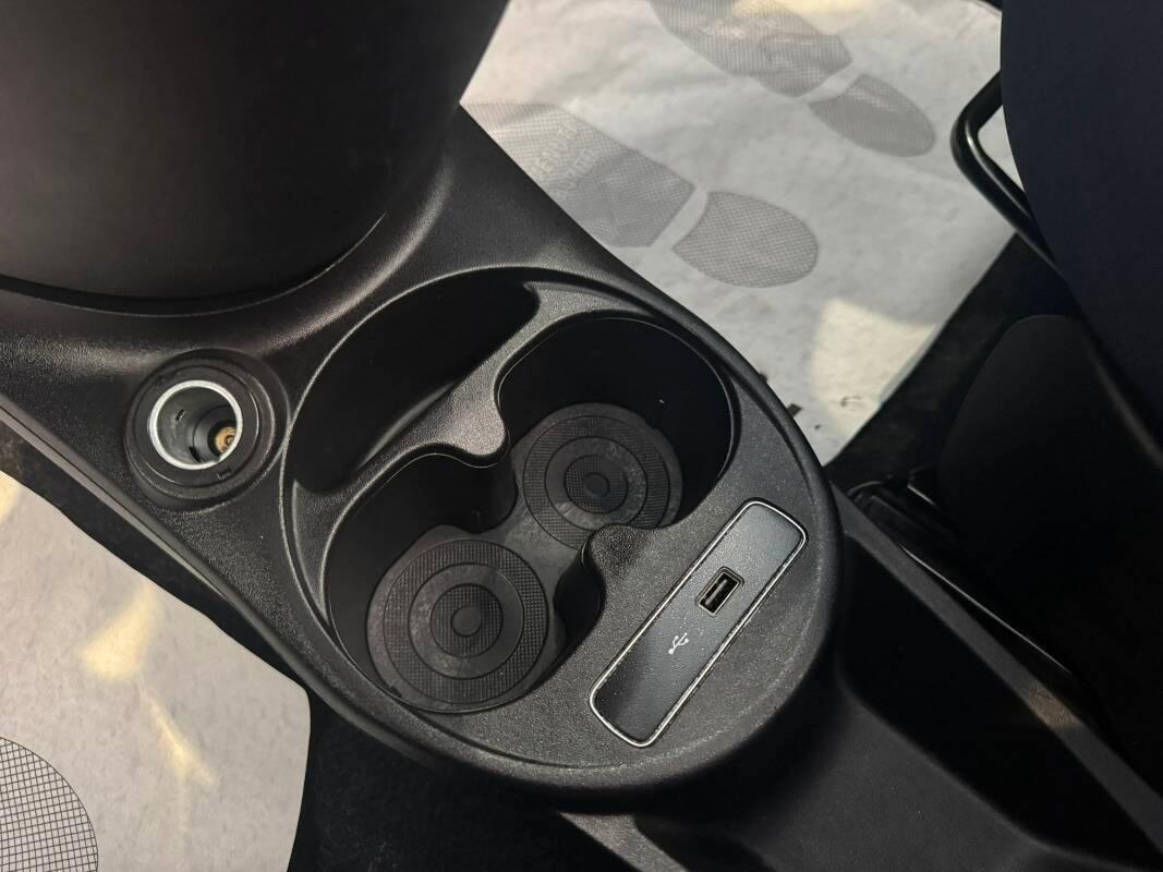 Fiat 500 1.0 hybrid Connect 70cv