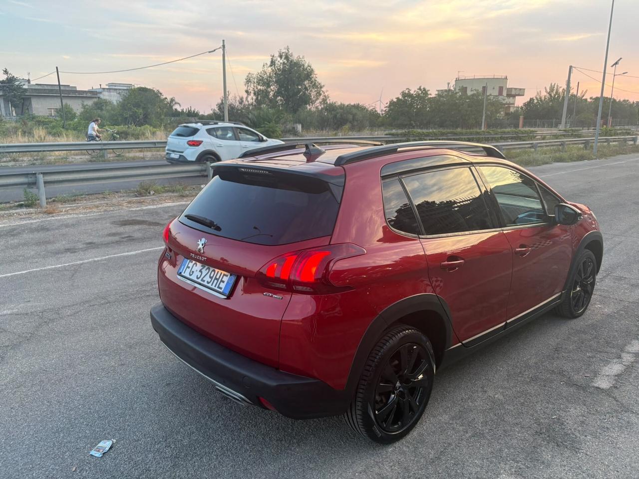 Peugeot 2008 BlueHDi GT Line Unipro 2016
