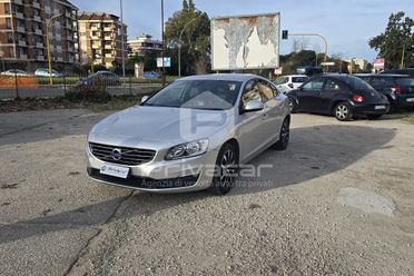 VOLVO S60 D3 Geartronic Dynamic Edition