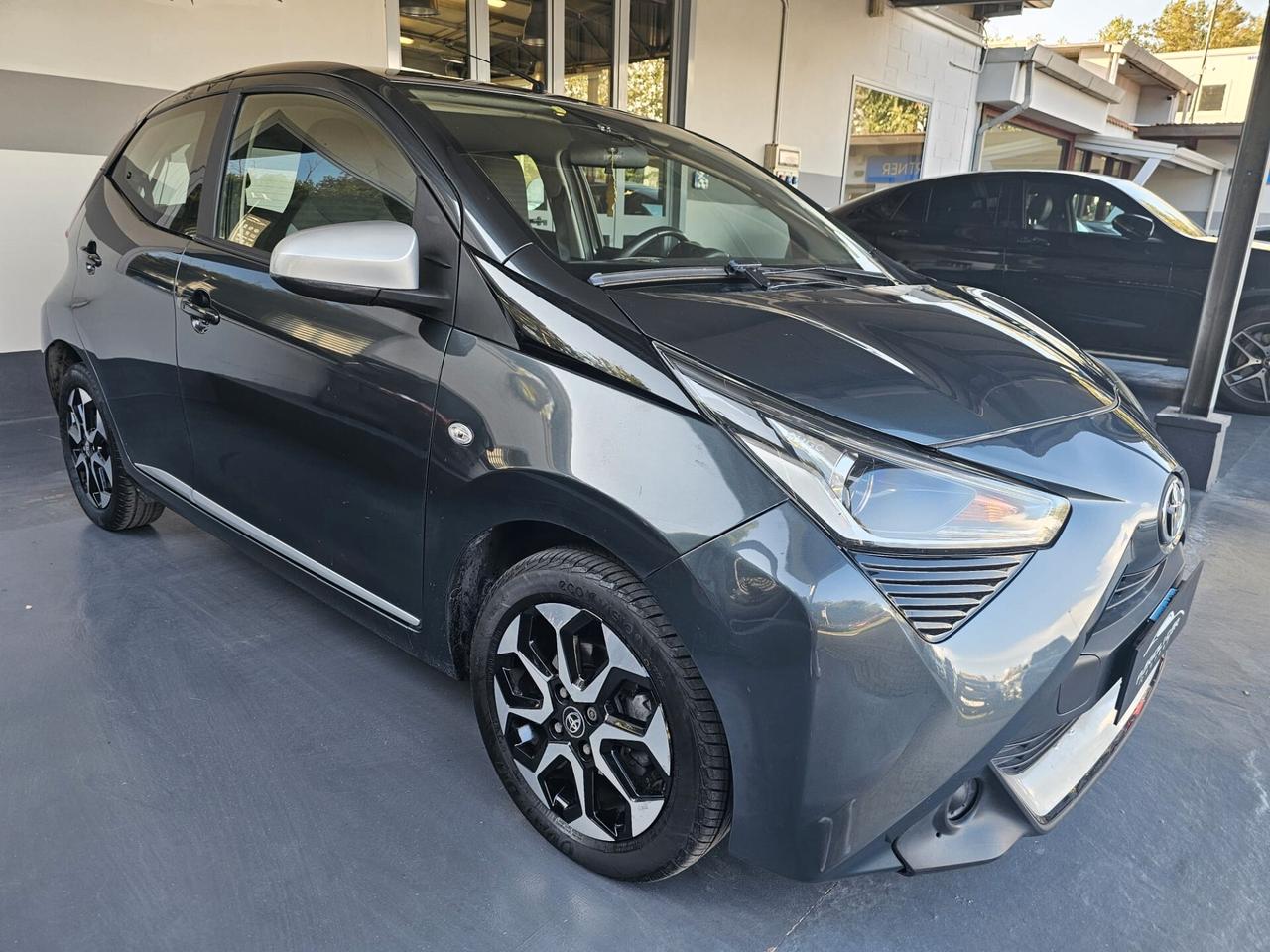 Toyota Aygo Connect 1.0 VVT-i 72 CV 5 porte x-fun MMT