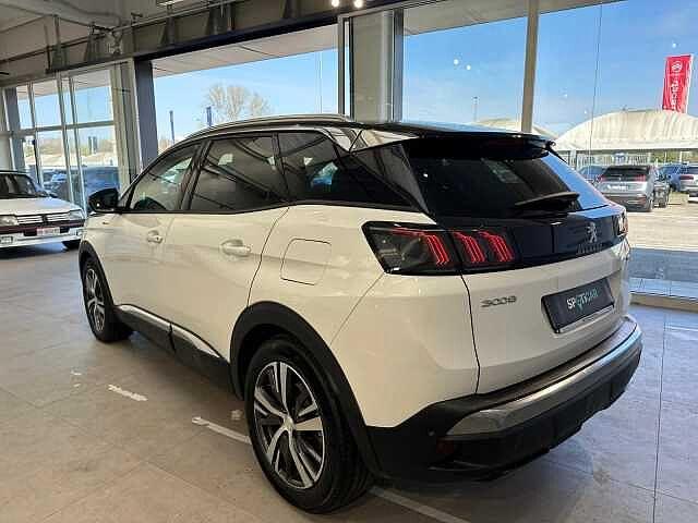 Peugeot 3008 Hybrid4 300 e-EAT8 Allure Pack
