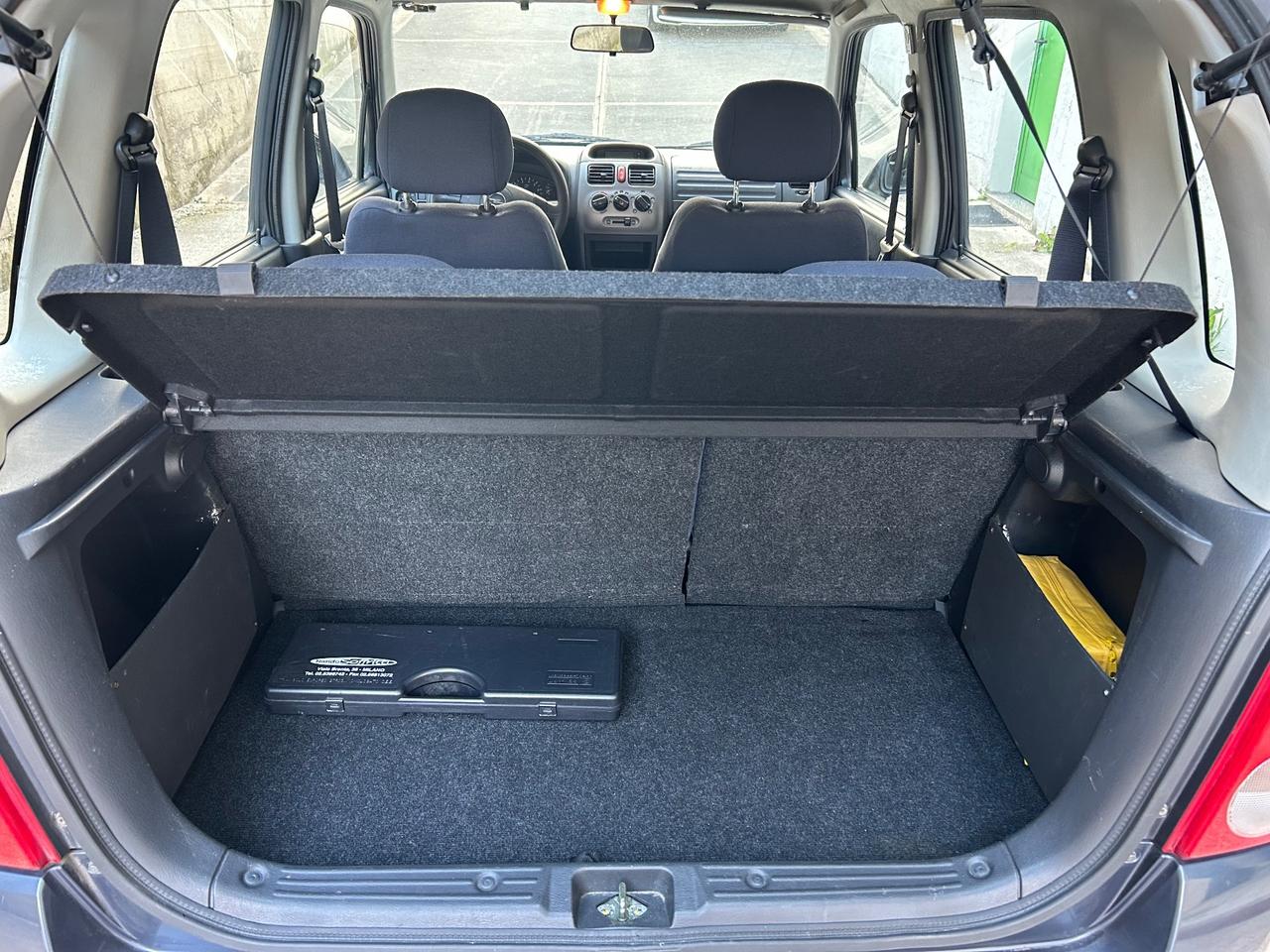 Opel Agila 1.2 16V Enjoy