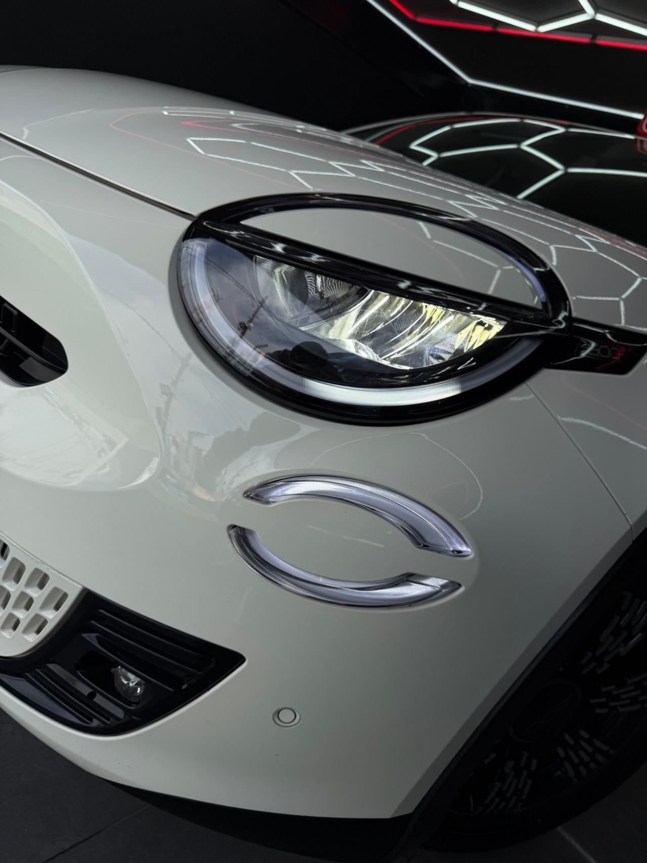 Fiat 600 1.2 Hybrid 145 CV DCT MHEV La Prima