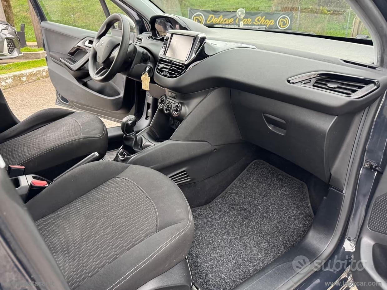 PEUGEOT 208 PureTech 82 5p. GPL Allure