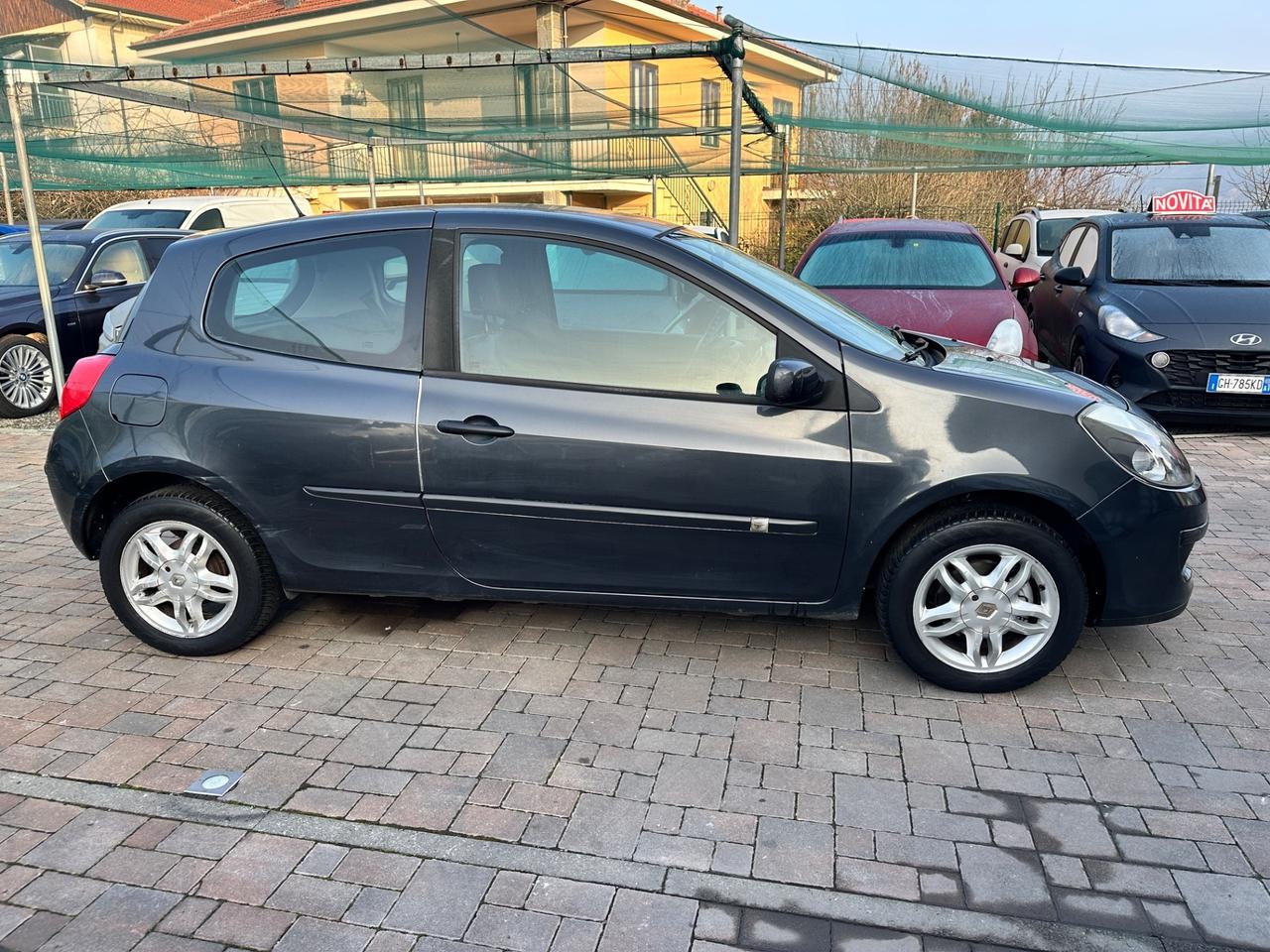 Renault Clio 1.2 16V Benzina