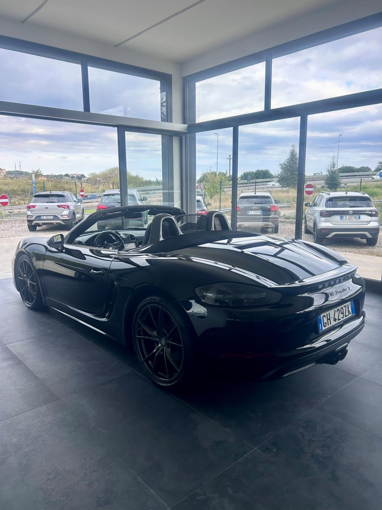 Porsche 718 Spyder Boxster 2.0 T