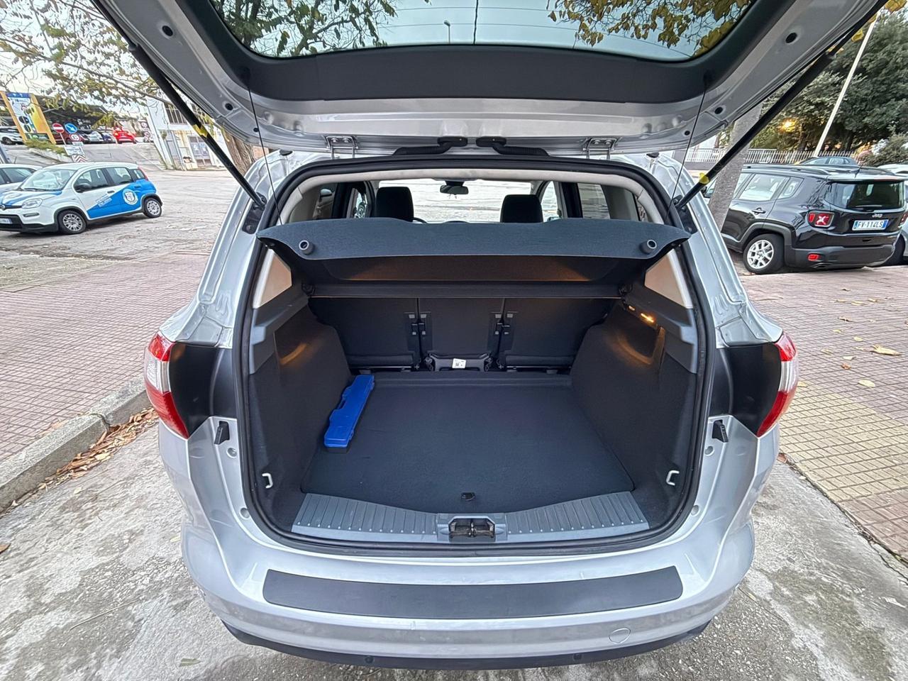 Ford C-Max 1.6 TDCi TITANIUM