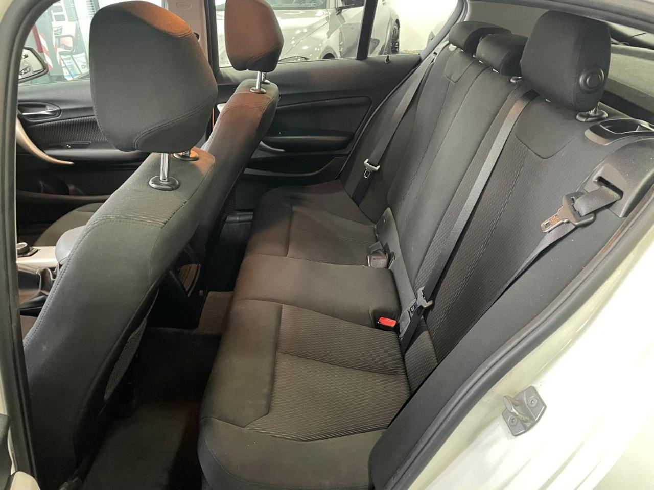 BMW Serie 1 Advantage F40