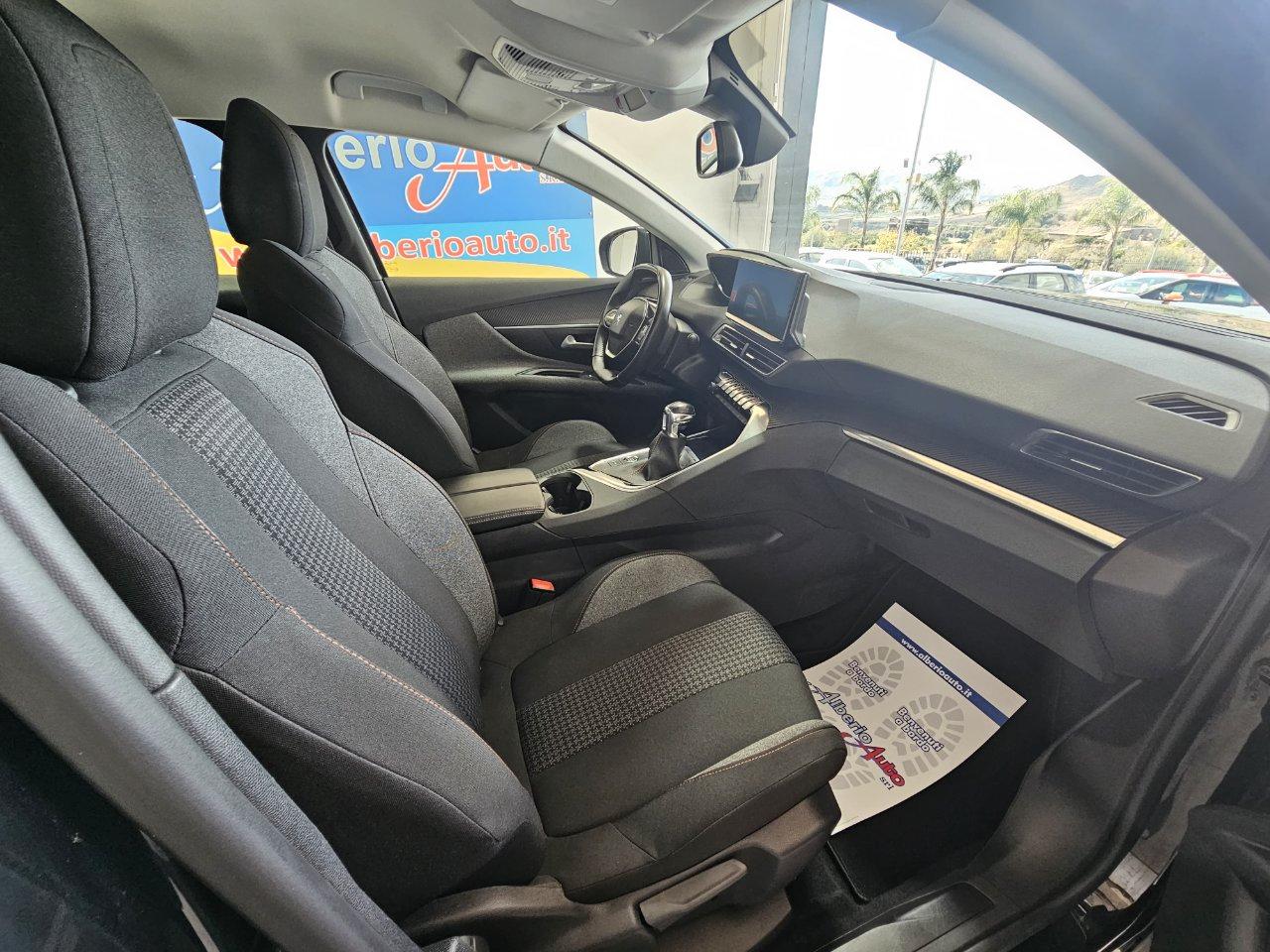 Peugeot 3008 3008 1.5 bluehdi Active Business s&s 130cv