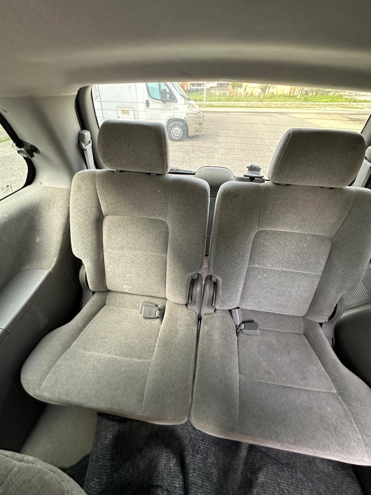 Kia Carnival 2900 diesel 16V CRDi cat Class 7 posti