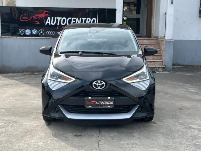 TOYOTA Aygo Connect 1.0 VVT-i 72 CV 5 porte x-play