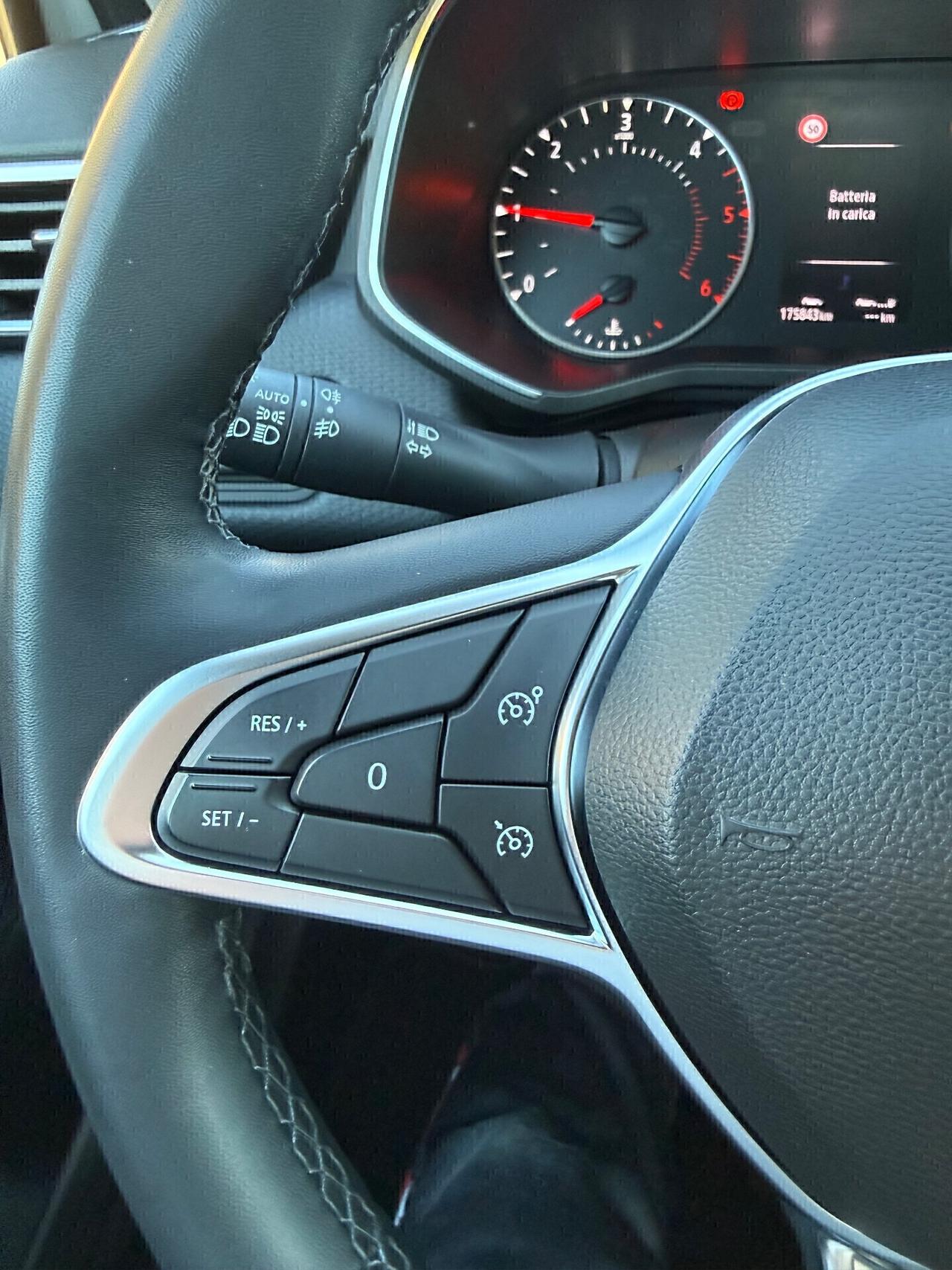 Renault Clio 1.5 Diesel nuovo modello uni proprietario X neo patentati