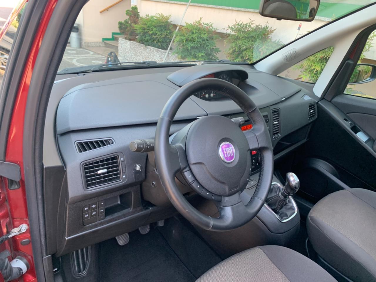 Fiat Idea 1.4 16V BlackMotion