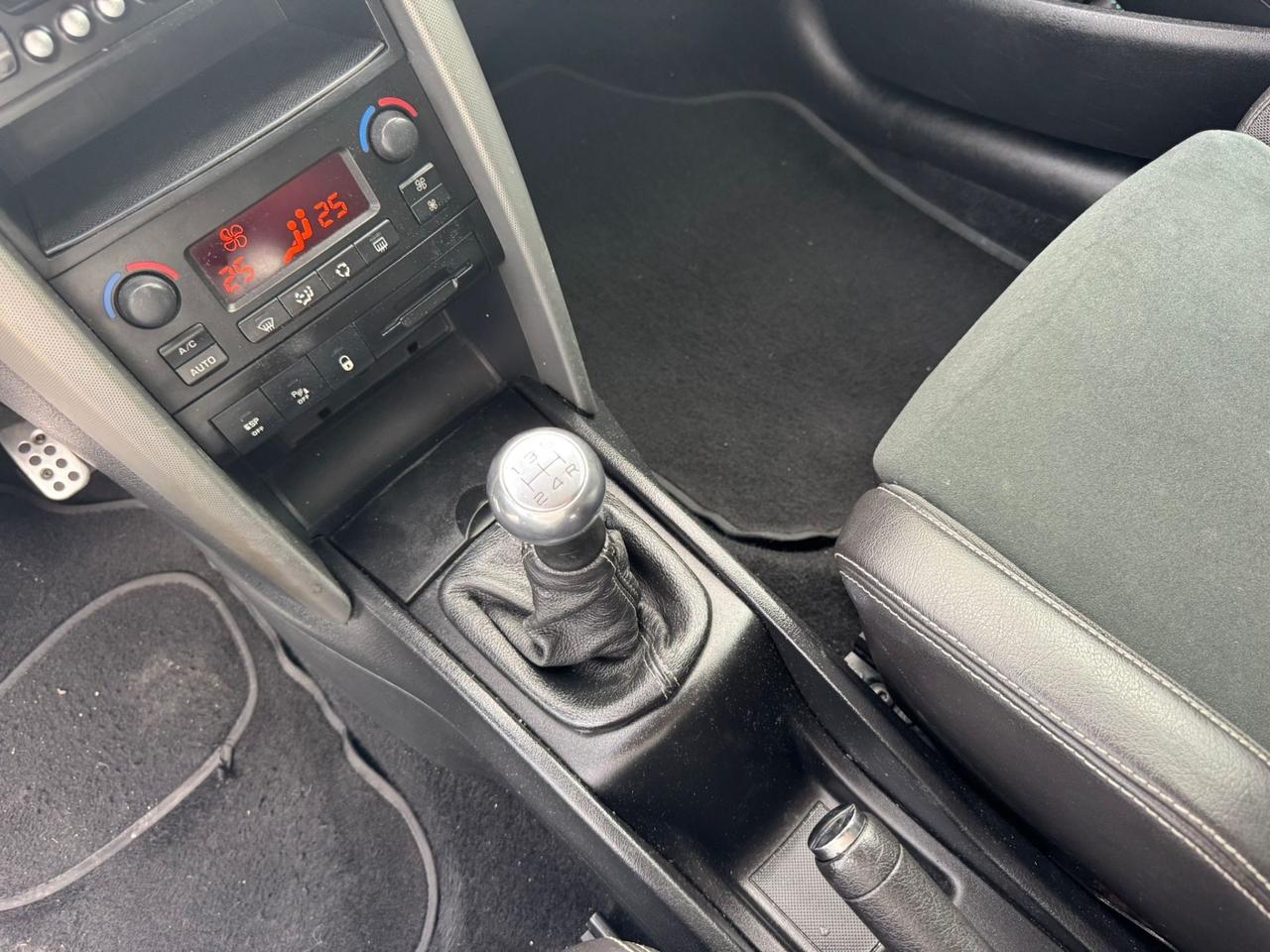 Peugeot 207 1.6 THP 175CV 3p. GTi