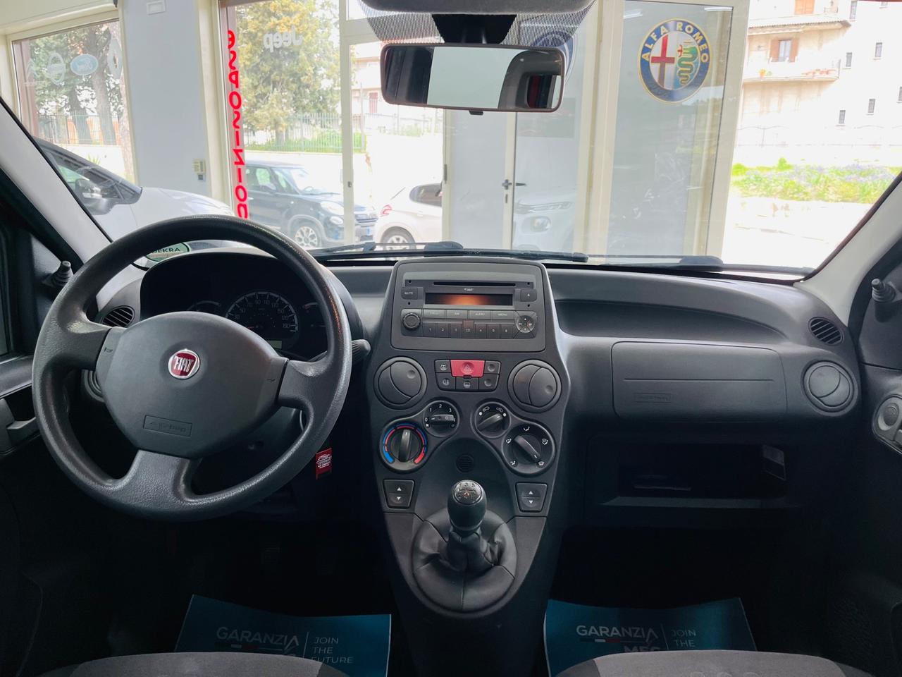 Fiat Panda 1.2cc benzina 69cv anno 2012