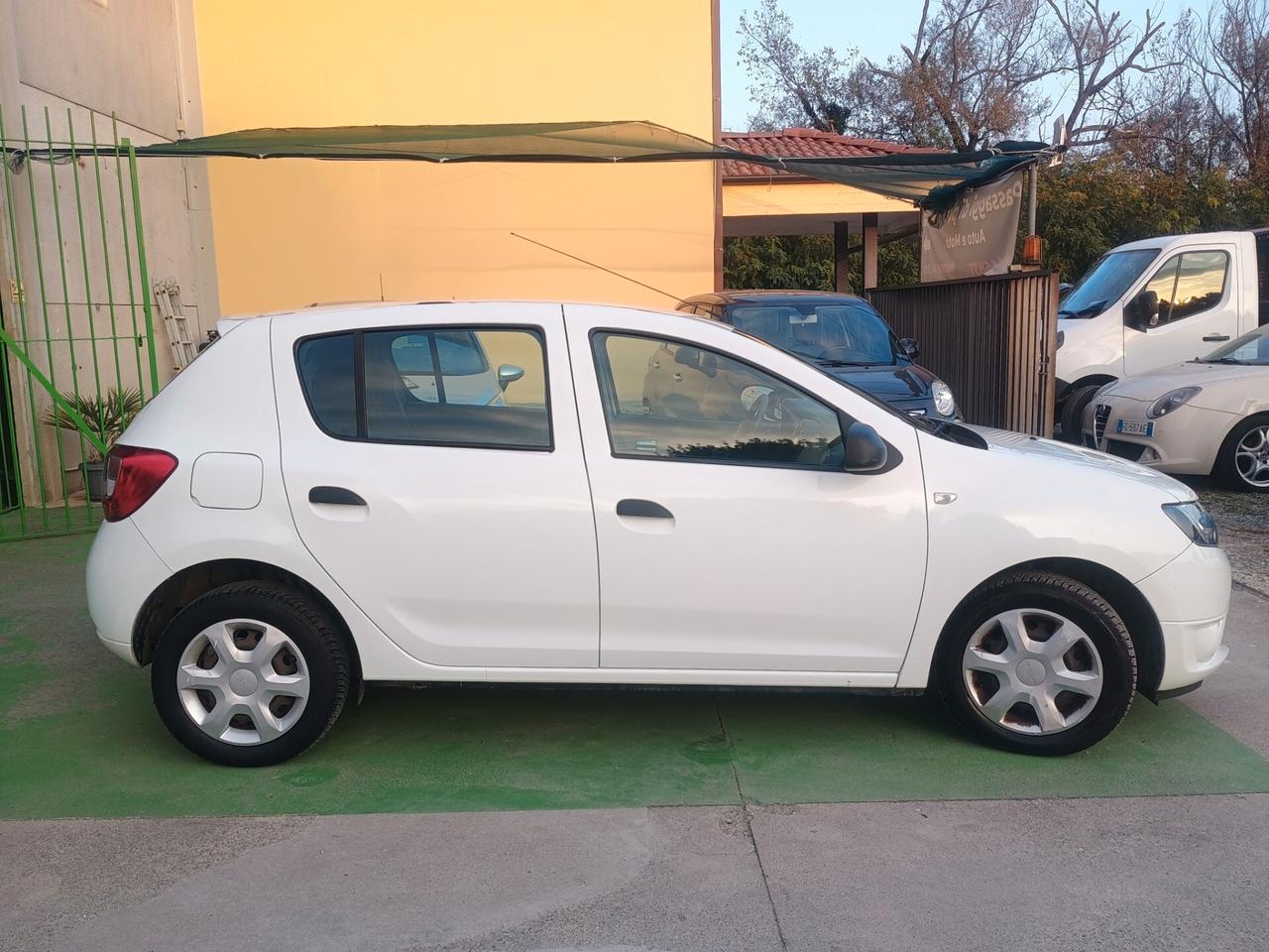 Dacia Sandero 1.2 GPL NEOPATENTATI