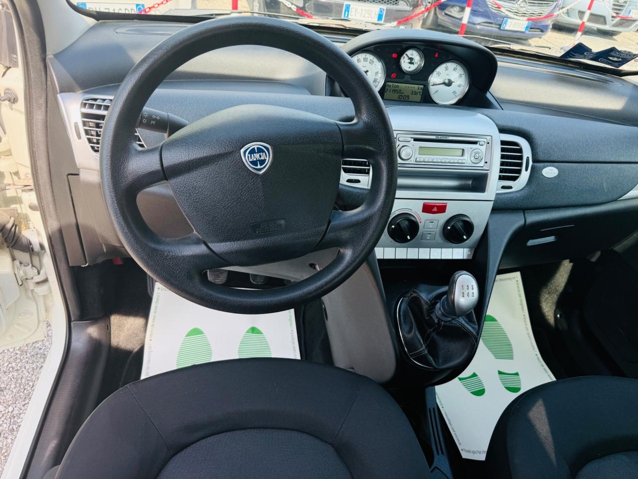 Lancia Ypsilon 1.2 69 CV