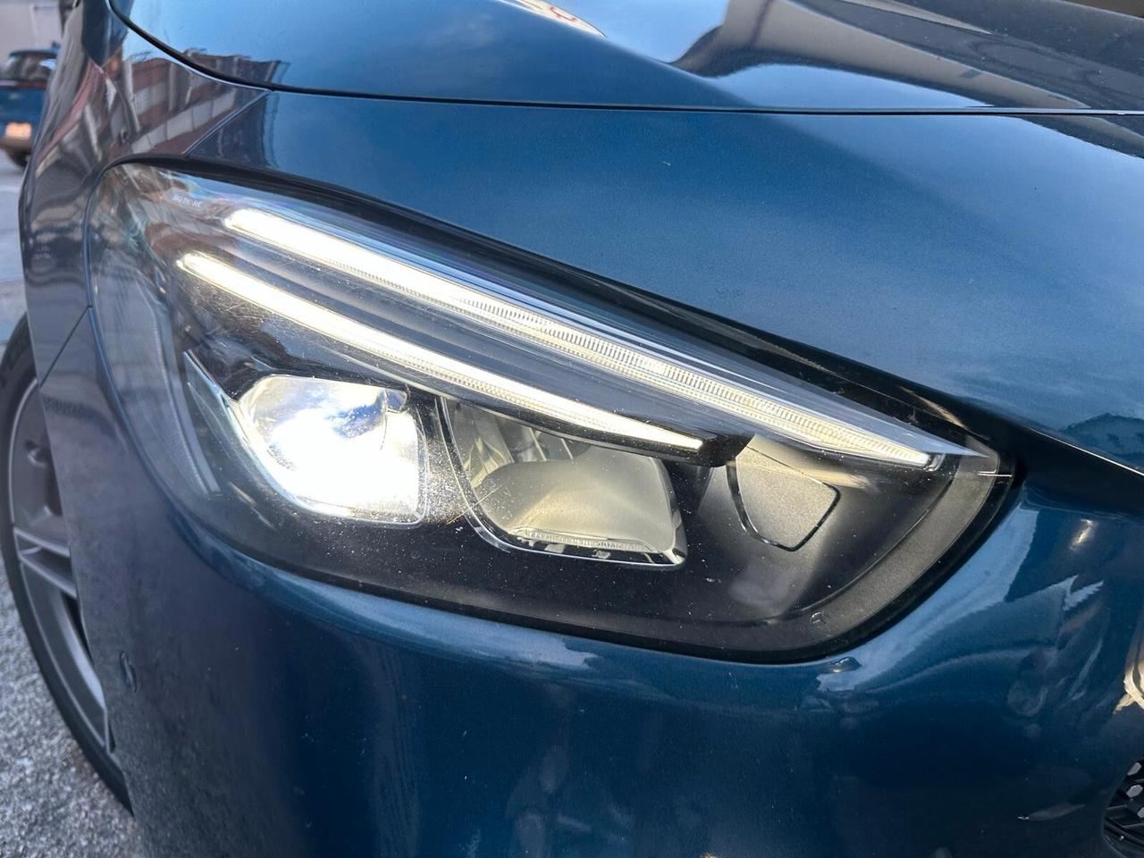 ELEGANZA DISARMANTE! B180 AMG STRAFULL/MOZZAFIATO