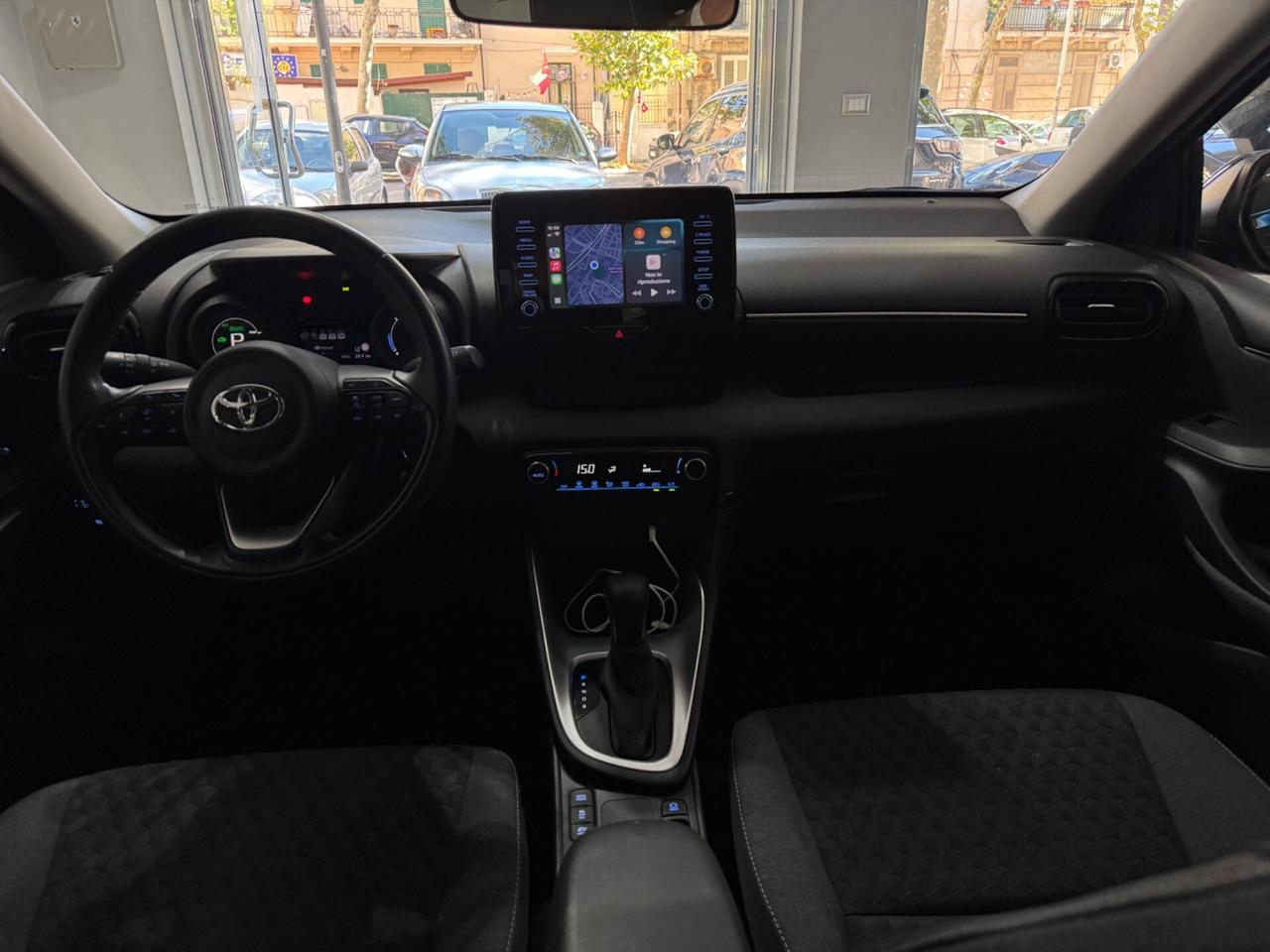 Toyota Yaris 1.5 Hybrid Trend Aziendale