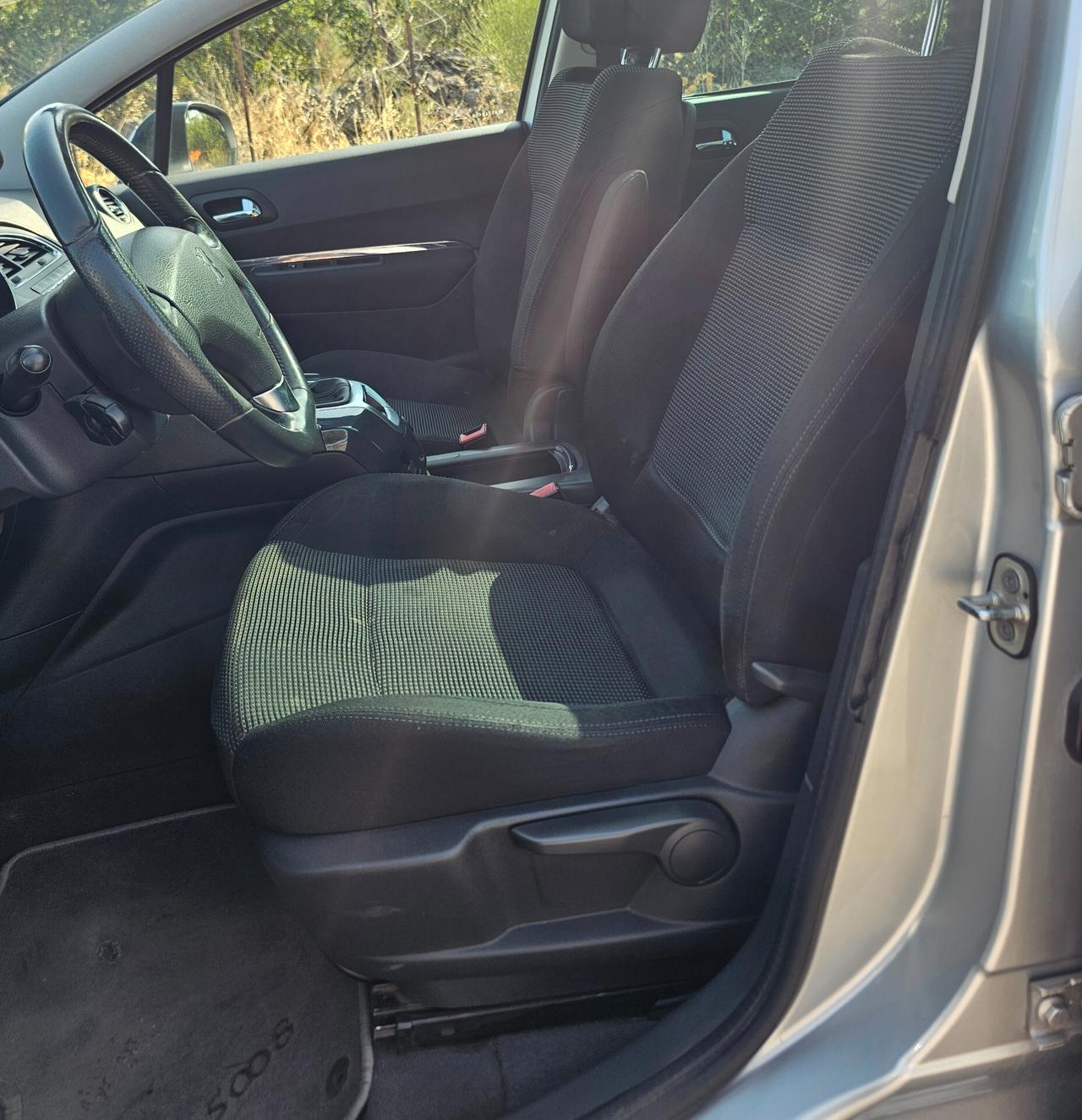 Peugeot 5008 7 posti 1.6 HDi 110CV Platinum