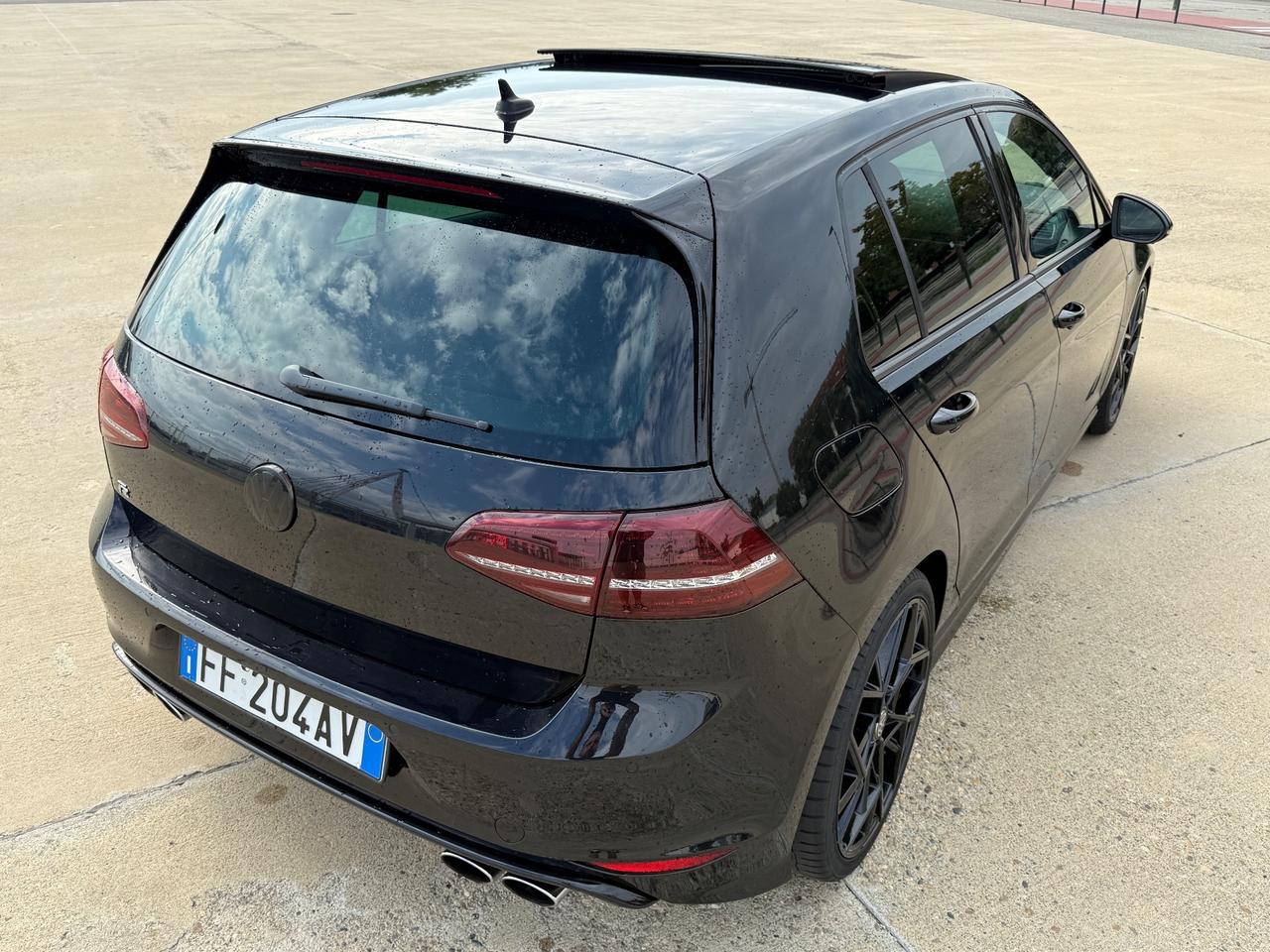 Volkswagen Golf R 2.0 TSI DSG 5p.