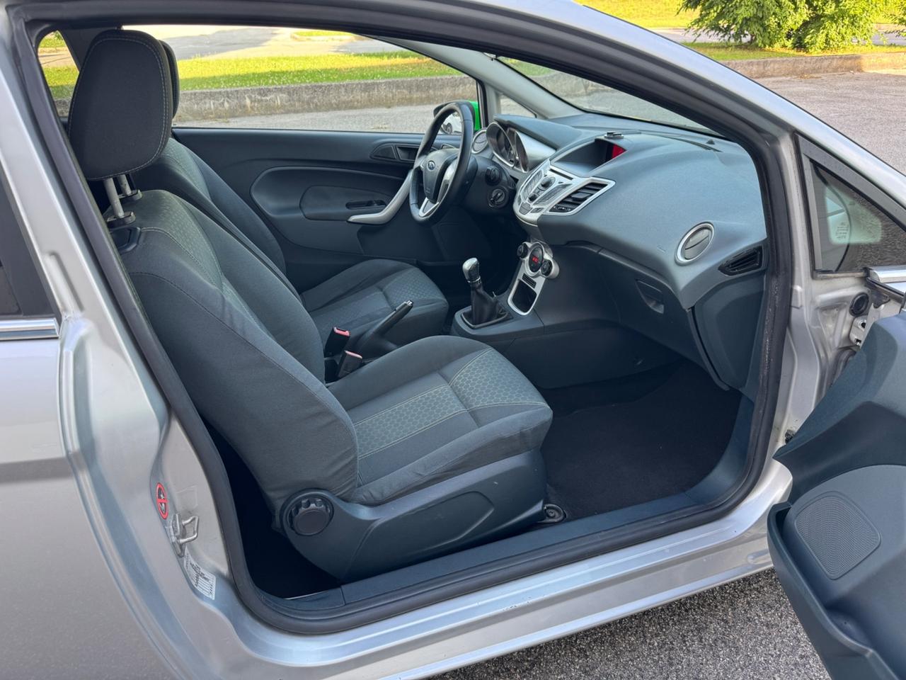Ford Fiesta 1.2 82CV 3 porte Titanium