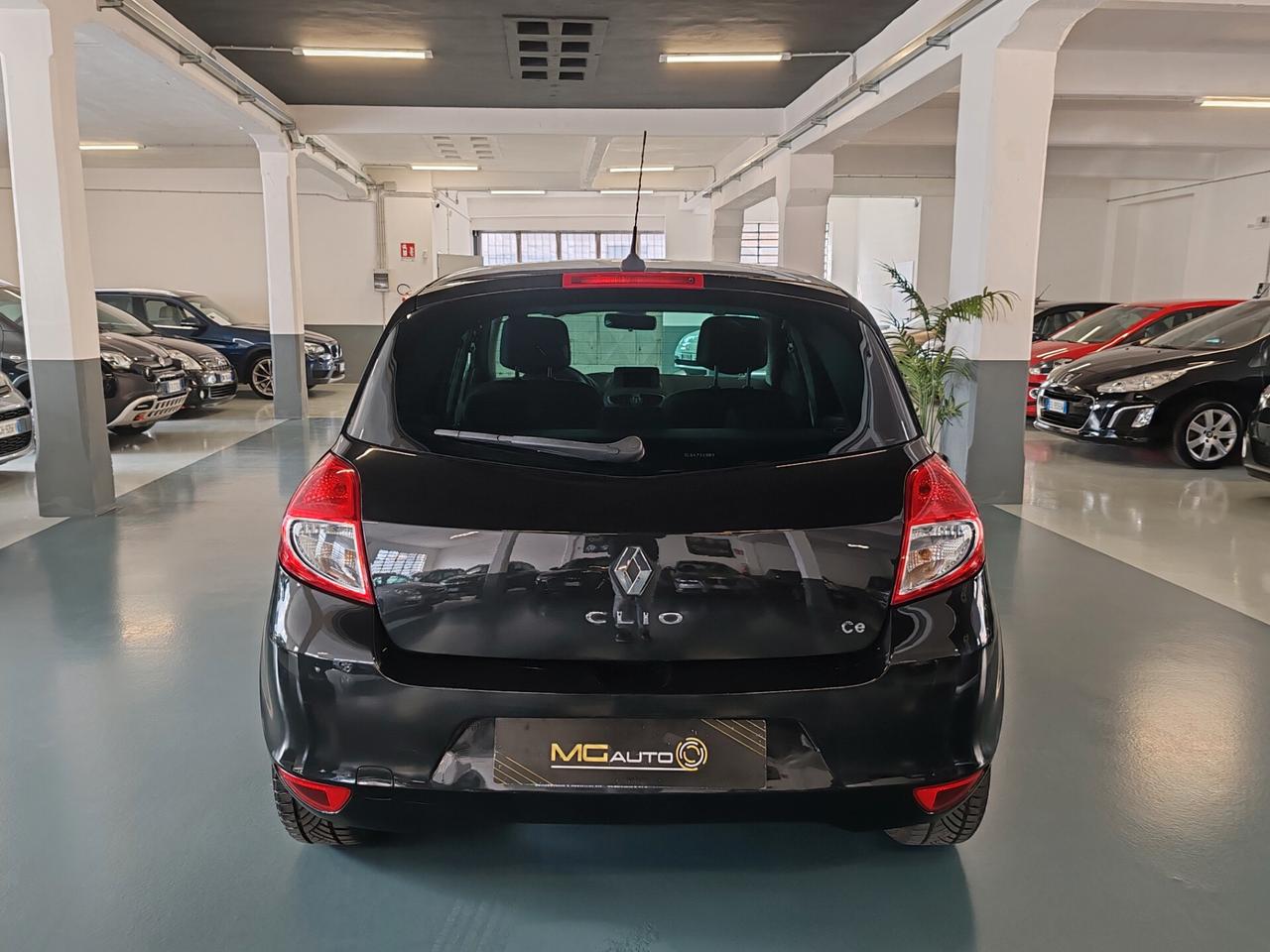 Renault Clio 1.2 16V 3 porte Luxe