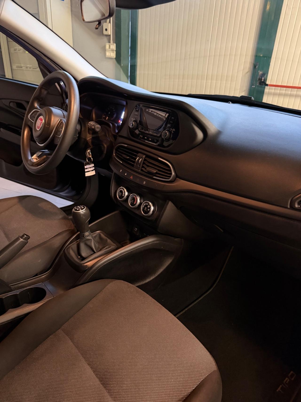 Fiat TIPO 1.3 MJT S&S 5P LOUNGE KMCERT GARANZ