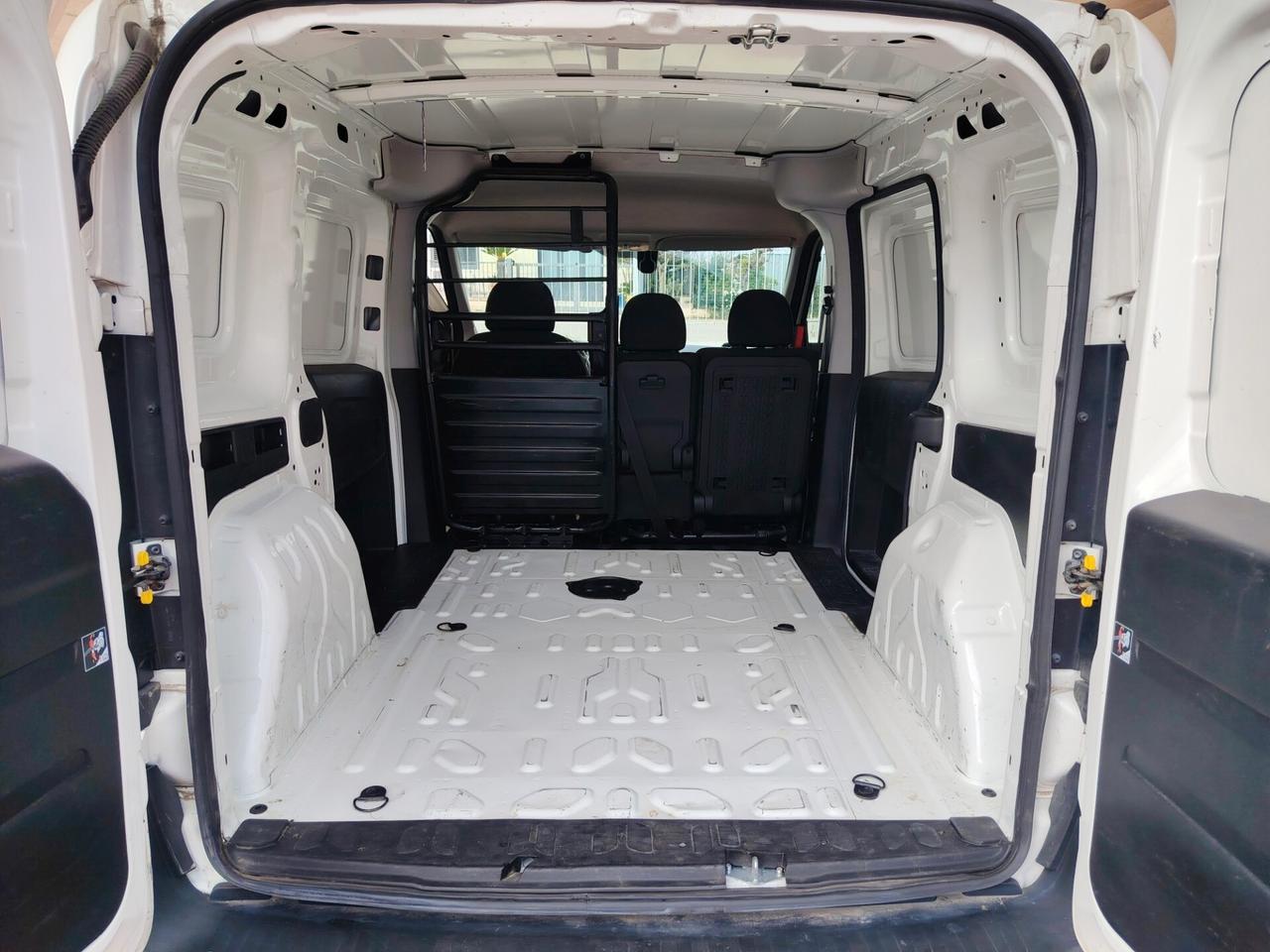 Fiat Doblò 1.6 MJT 105CV 3posti 2021 iva compresa