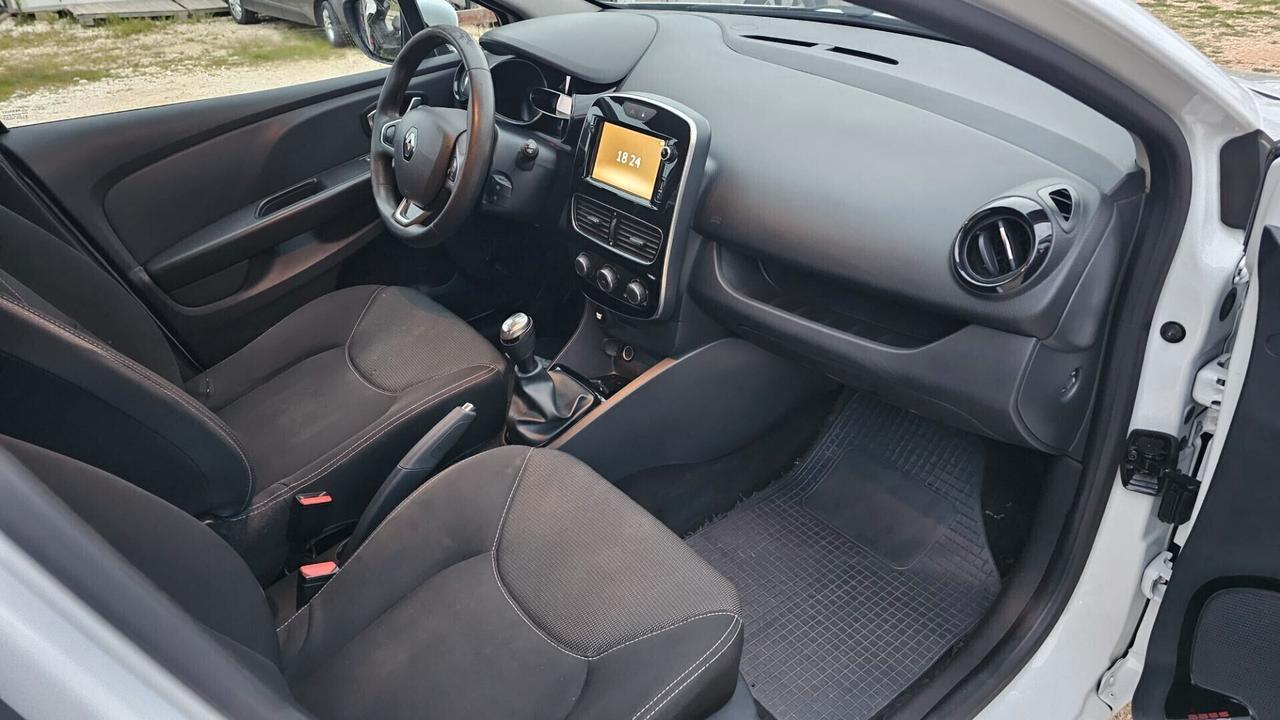 RENAULT CLIO 1.5 DCI 90CV LIFE 2019 (AUTOCARRO 4P) € 6.900,00