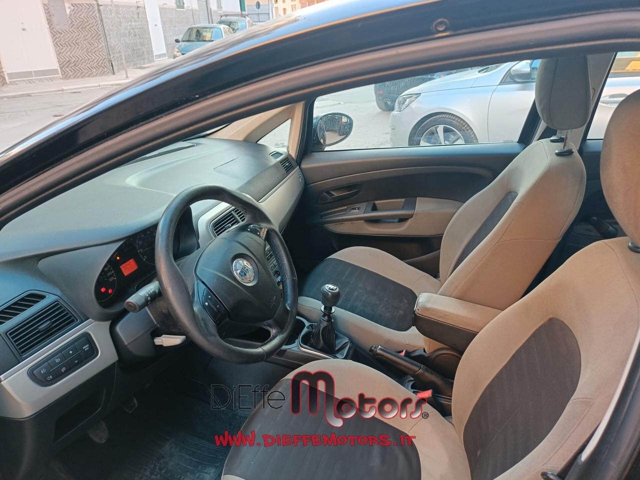 Fiat Grande Punto 1.3 MJT 90 CV 5 porte Dynamic