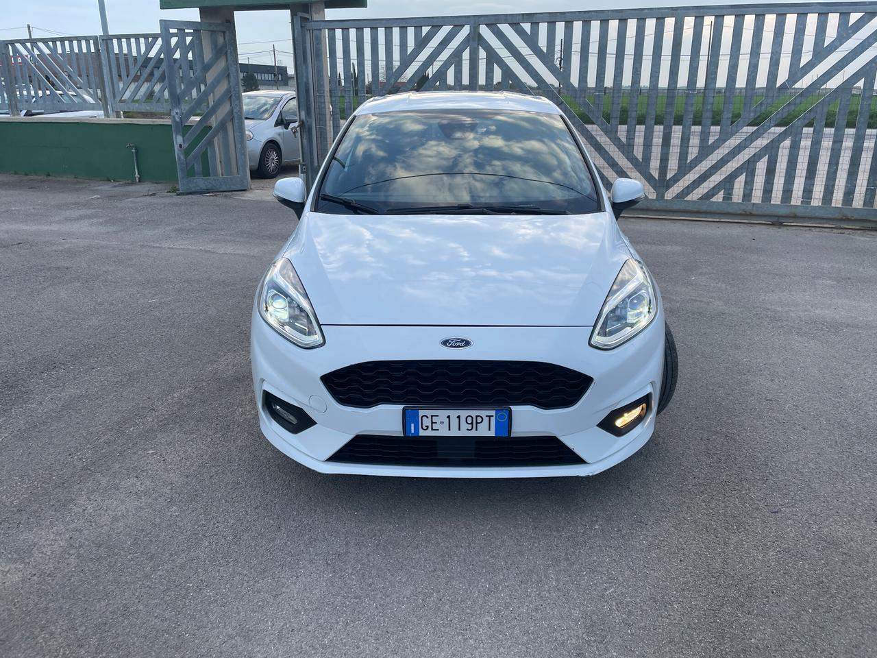 Ford Fiesta 1.0 Ecoboost Hybrid 125 CV 5 porte ST-Line
