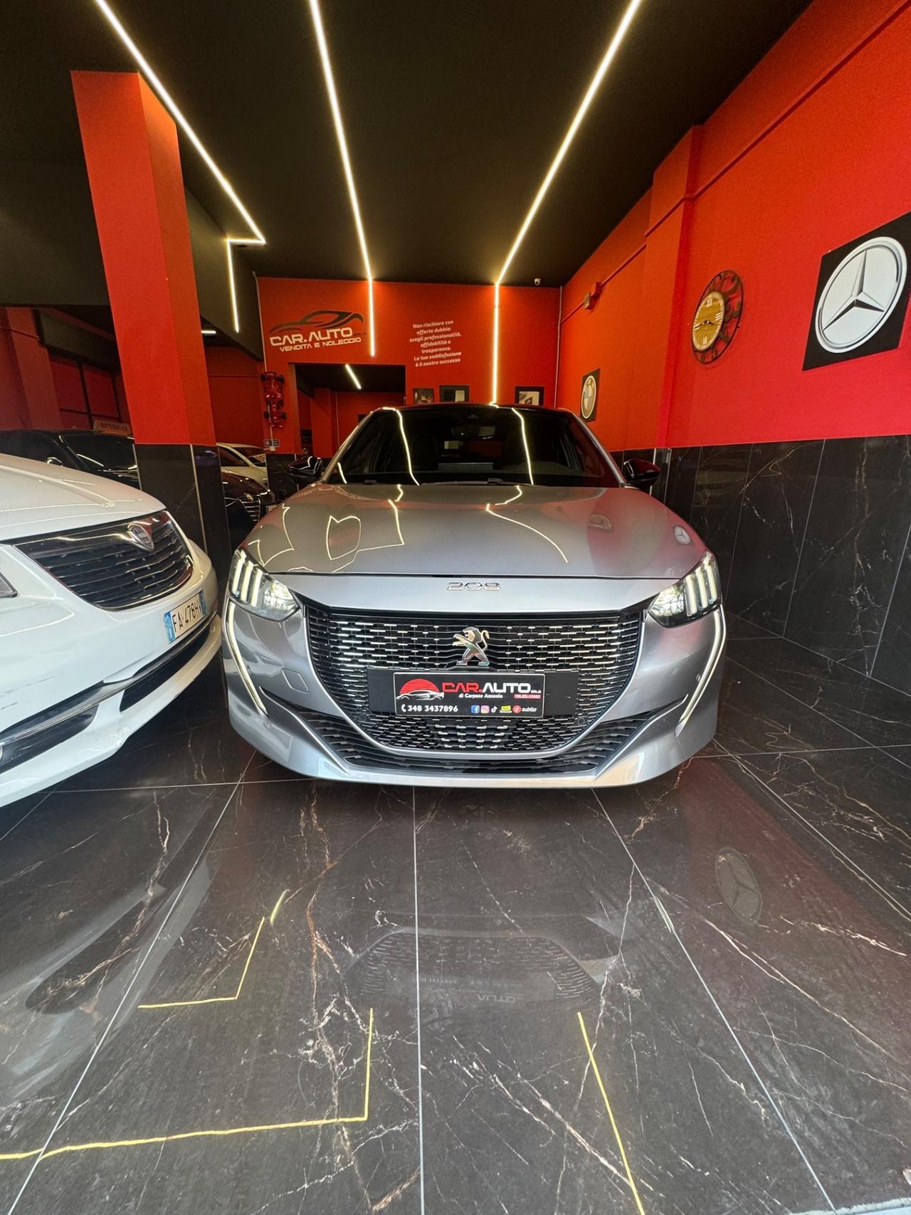 Peugeot 208 motore elettrico 136 CV 5 porte GT Pack
