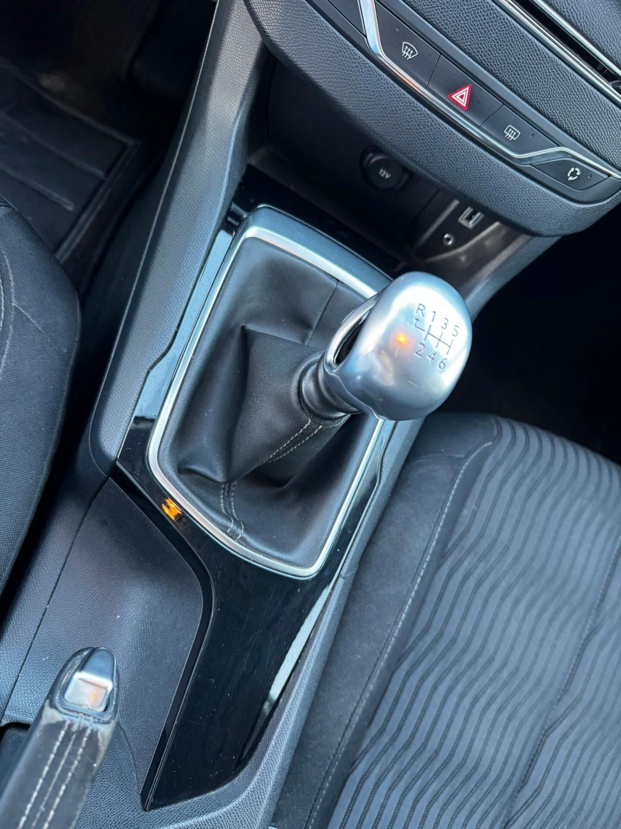 Peugeot 308 1.6 e-HDi 115 CV Stop&Start Active