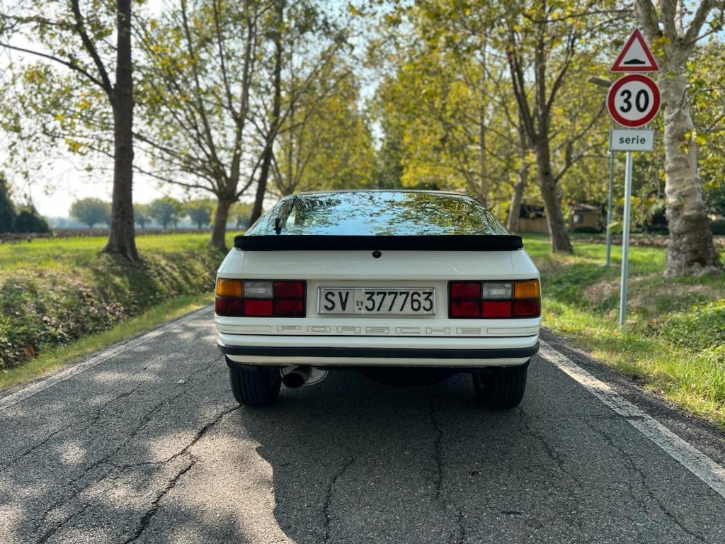 Porsche 924 Turbo - 1982