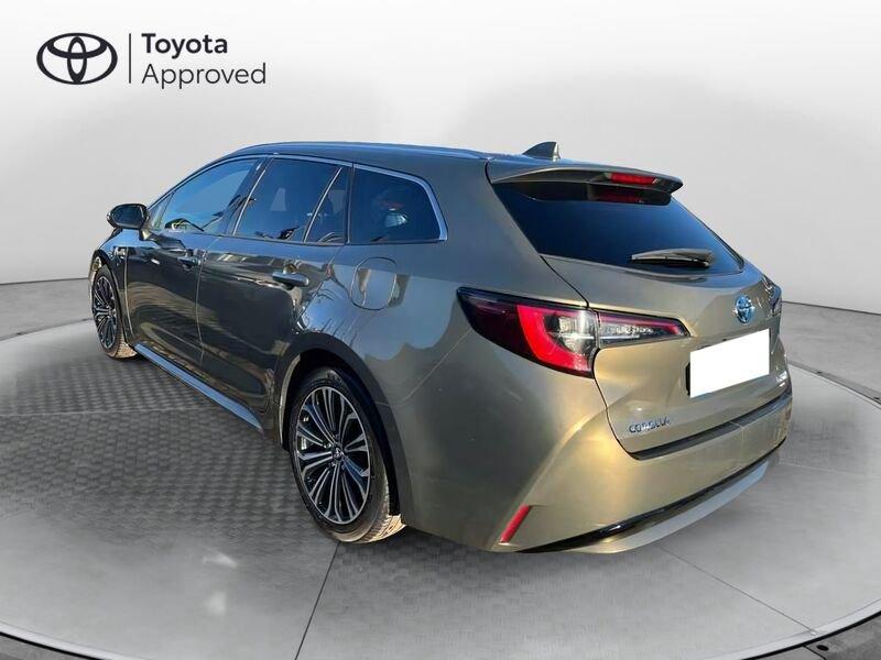 Toyota Corolla TS 1.8 hybrid Style CVT