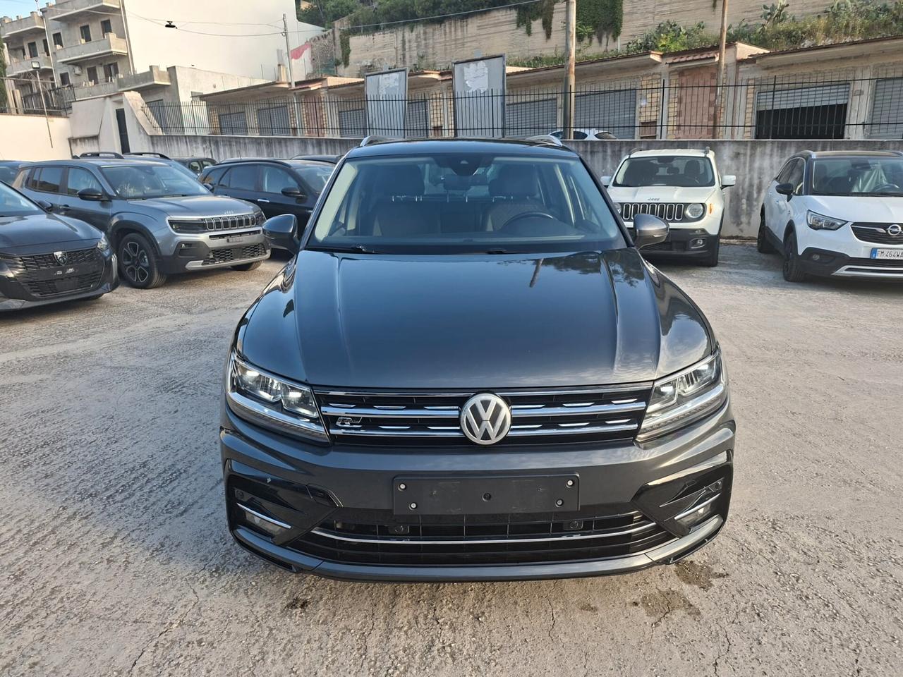 Volkswagen Tiguan 2.0 BiTDI SCR 4MOTION Advanced R-Line BMT