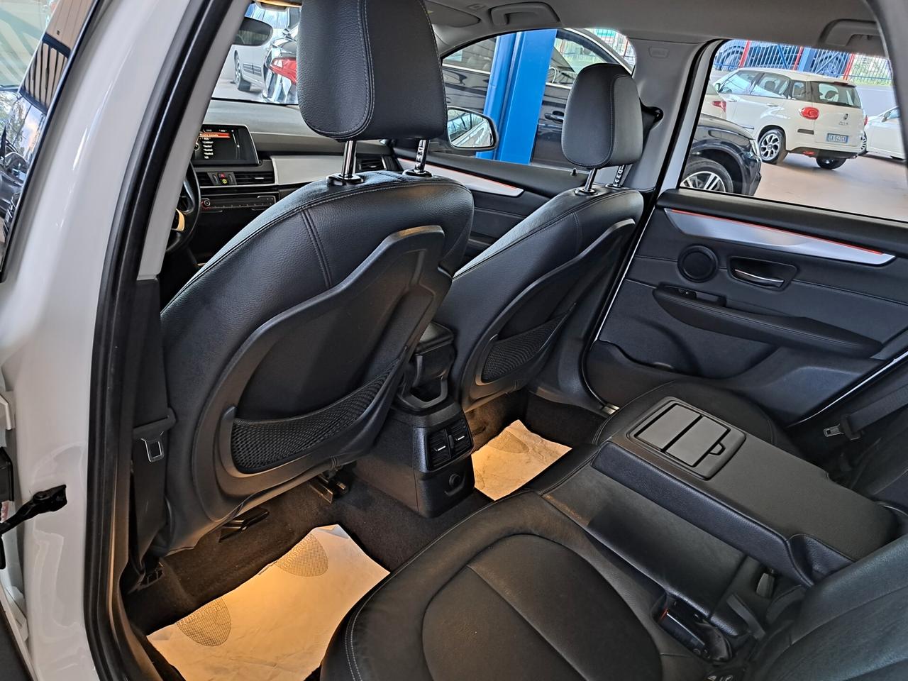 Bmw 218 220d xDrive Luxury
