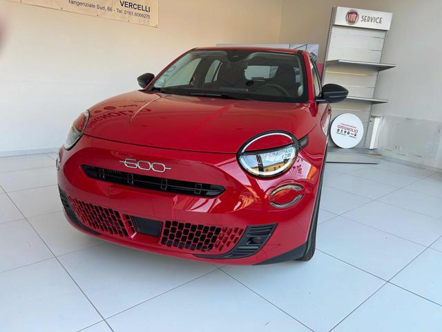 FIAT 600 Hybrid 100 CV DCT MHEV KM0