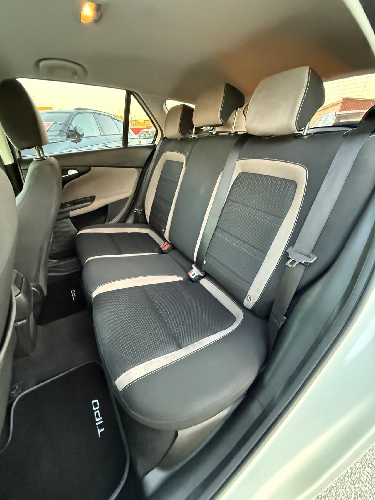 Fiat Tipo 1.6 Mjt S&S SW S-Design