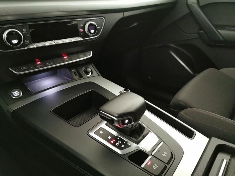 Audi Q5 Sportback 40 2.0 tdi mhev 12V S line quattro s-tronic