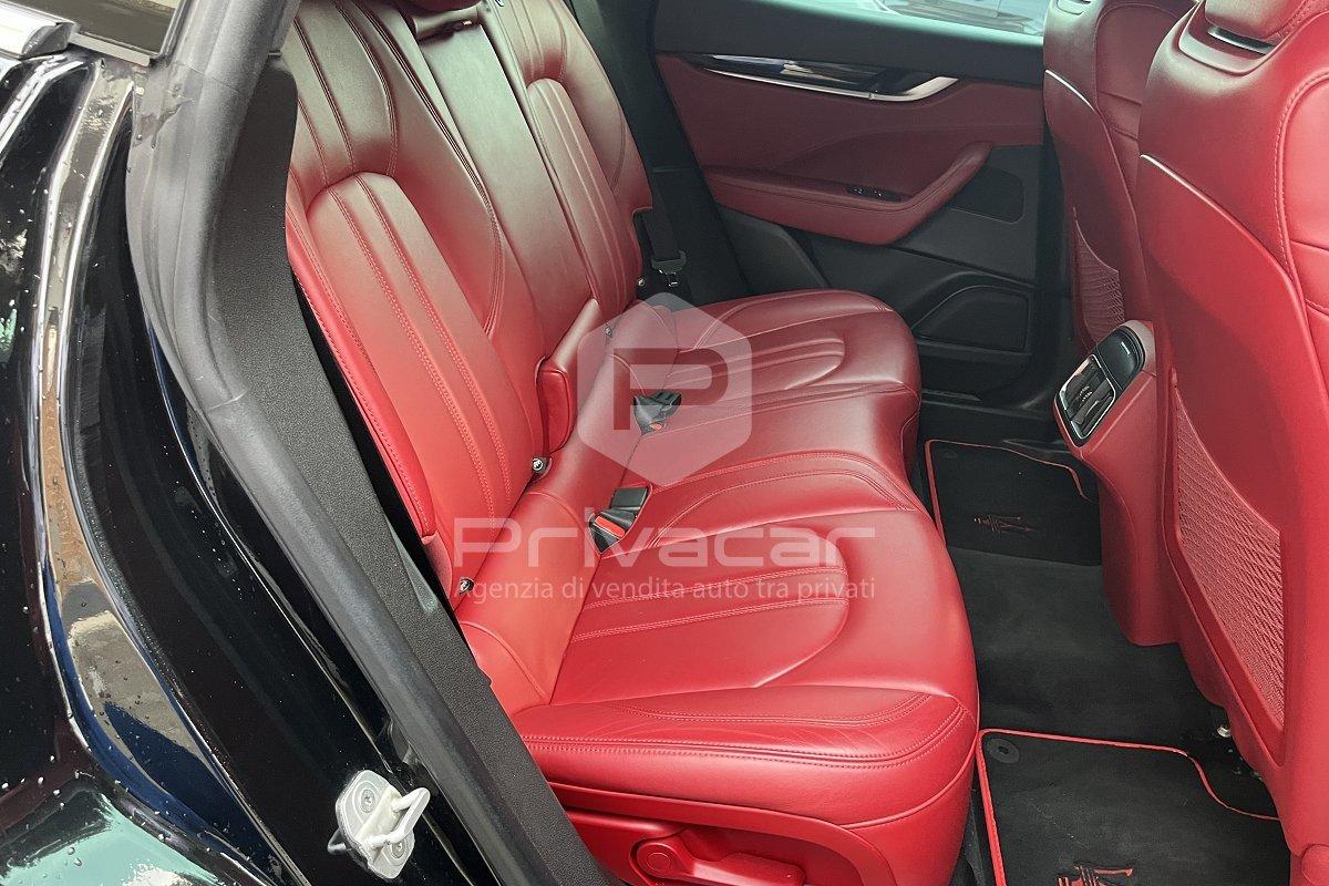 MASERATI Levante V6 Diesel 275 CV AWD