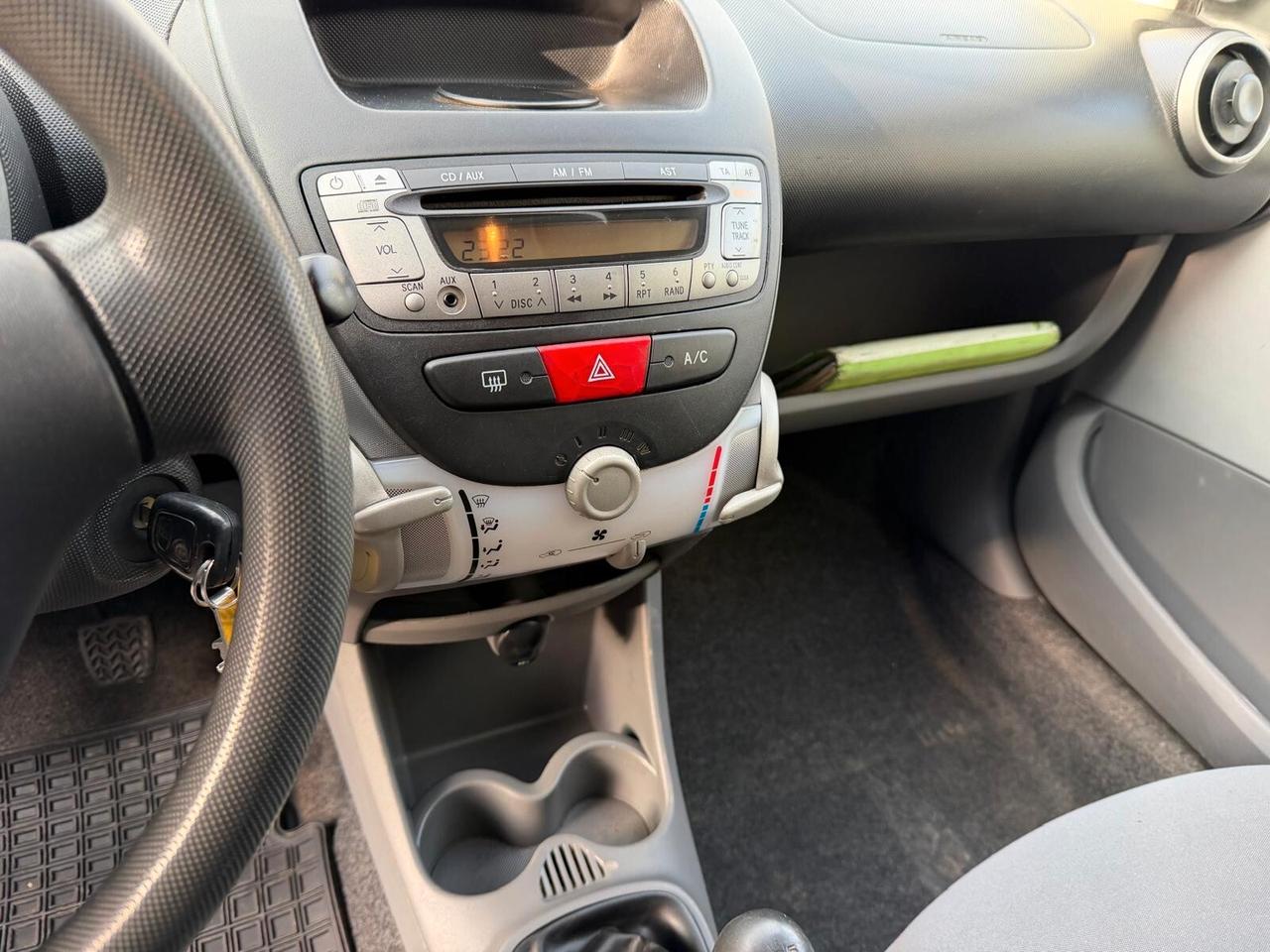 Peugeot 107 2008 1.0B 68CV