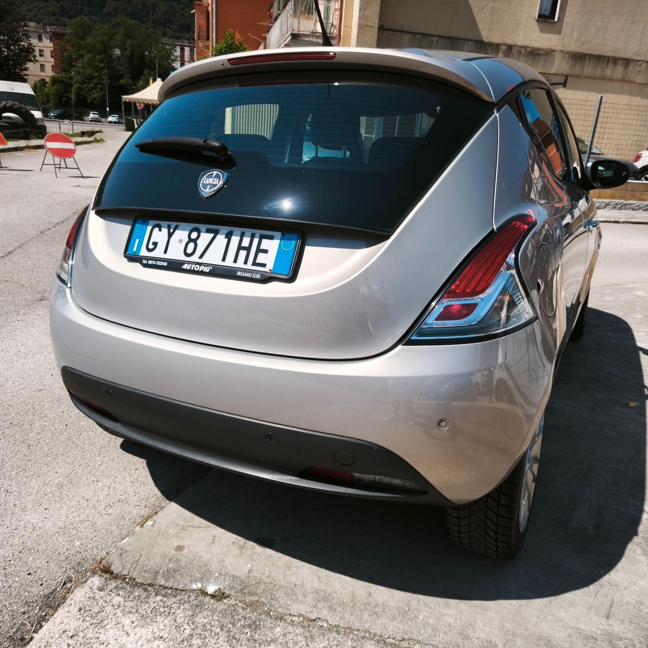 Lancia Ypsilon 1.3 MJT 16V 95 CV 5 porte S&S Gold